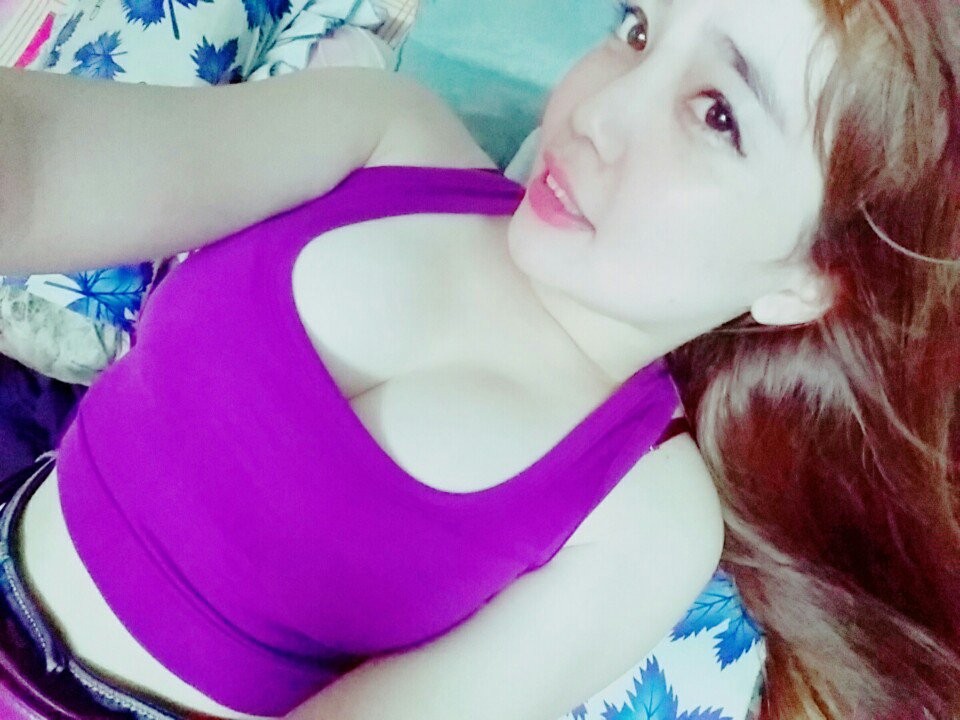 Girl xinh ngực khủng