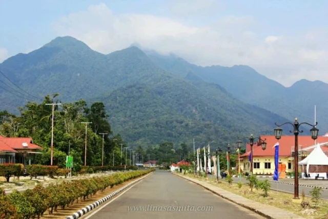 Gunung Daik Lingga