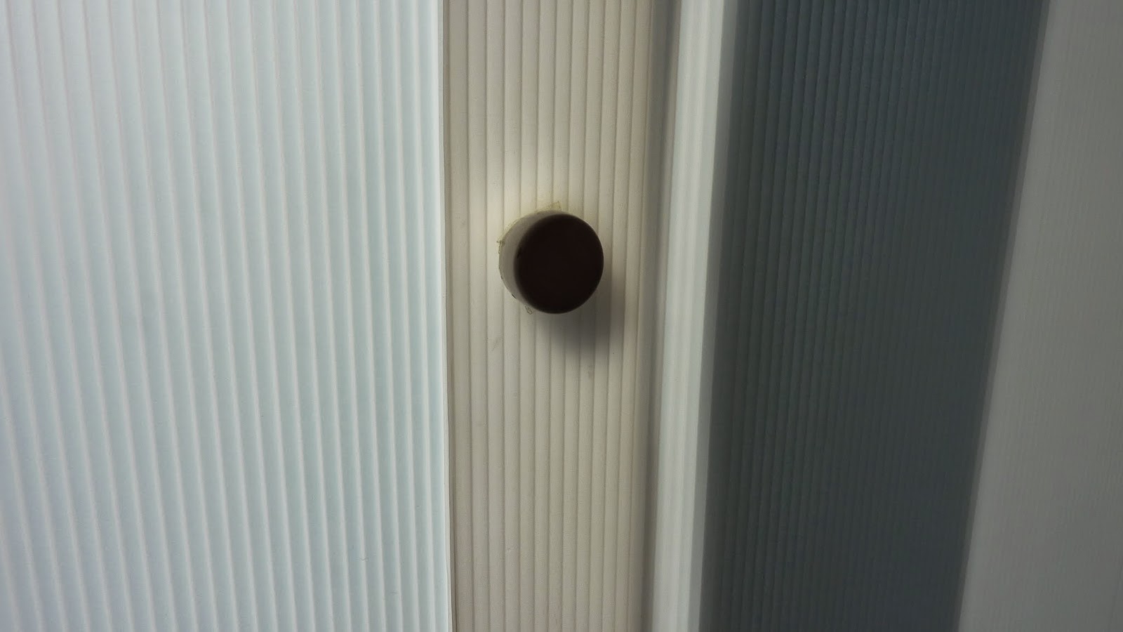 avantの忘備録 寒さ対策 プラダンで二重窓