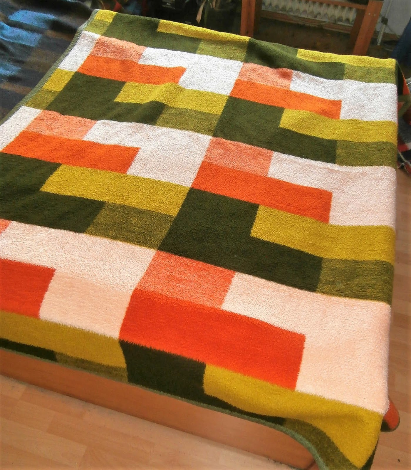 Das Wolldecken Museum The Vintage Blankets Museum 3 Dralon Decken