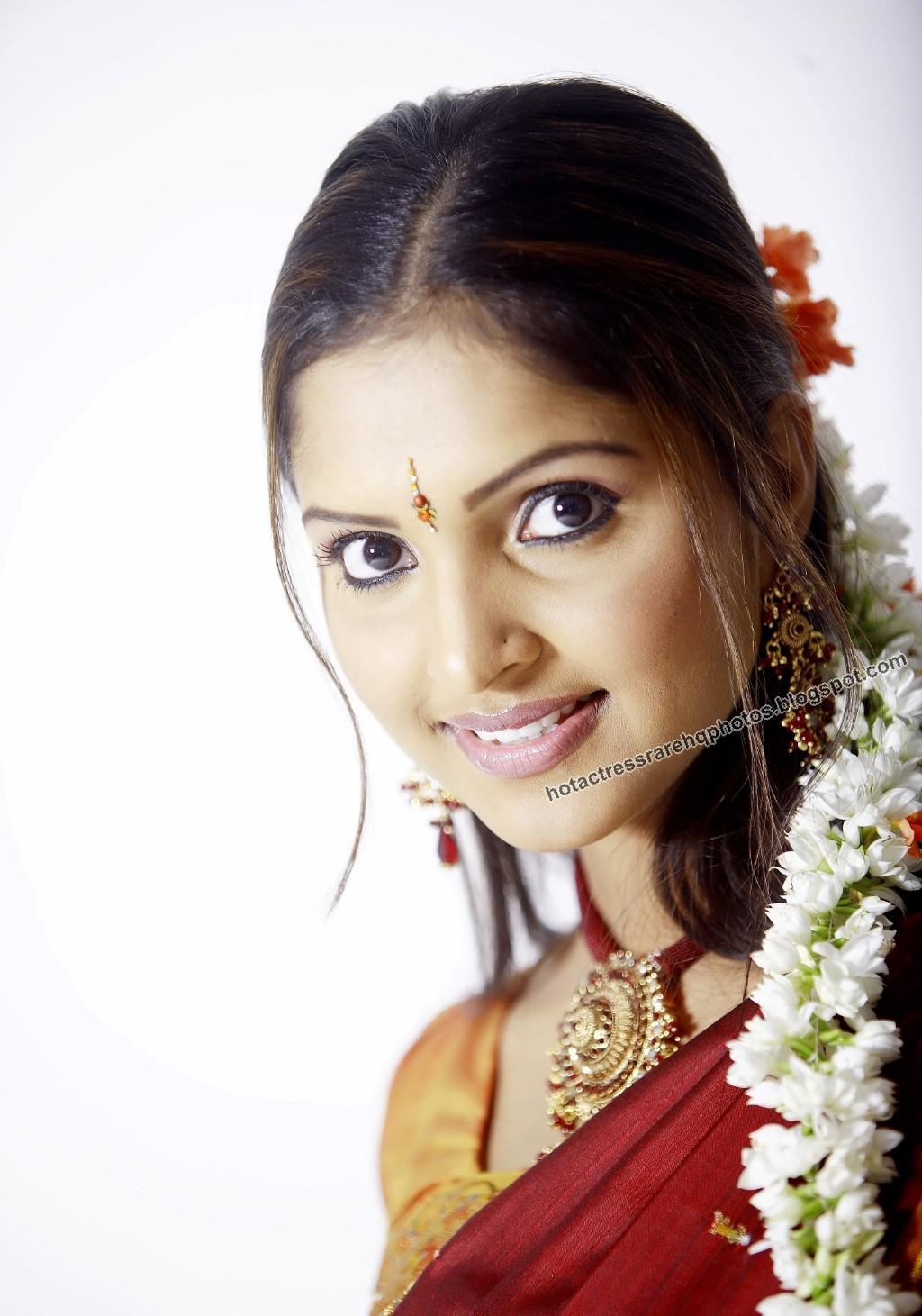 Hot Indian Actress Rare HQ Photos: Vettaikaaran Fame Sanchita Padukone ...