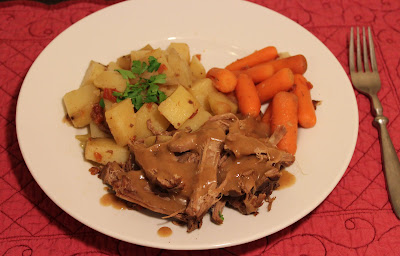 The Best {and EASIEST} Crock Pot Roast & Gravy Ever