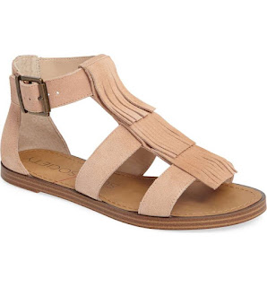 Summer Sandals for Women (Minimalist Wardrobe List: A 36 Piece Wardrobe)