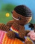 http://arteindia.blogspot.com.es/2009/11/amigurumi-peixinho-e-criancas.html