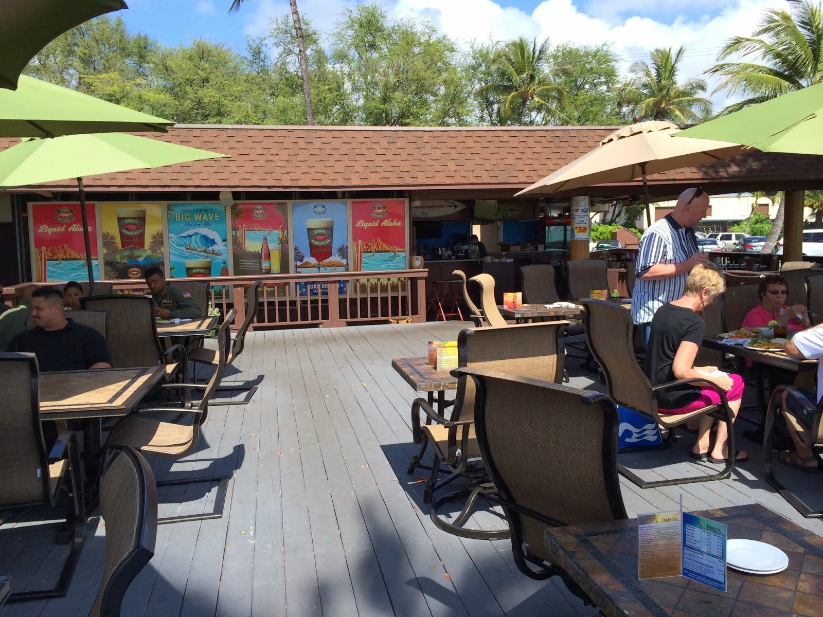 GREAT EATS HAWAII SAM CHOY'S ISLAND STYLE SEAFOOD GRILLE AND HAPA BAR