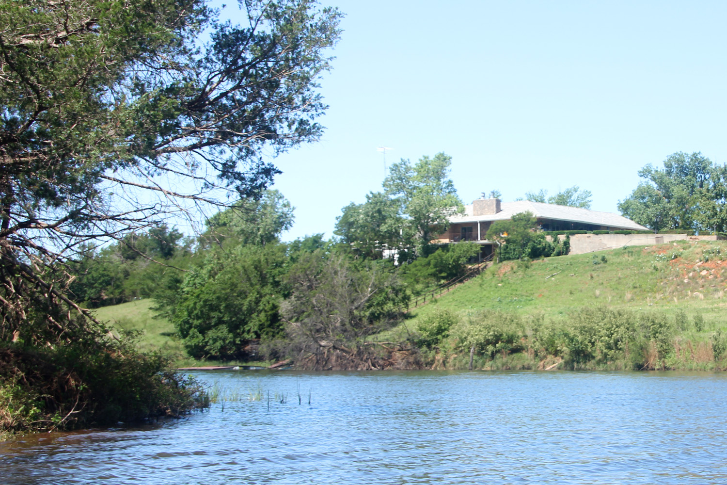 Log of Ibi Crowder Lake