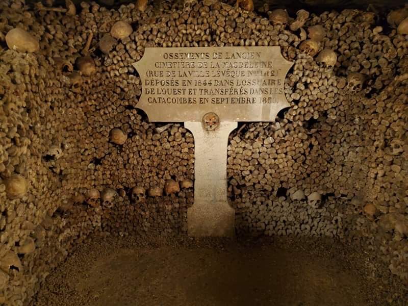 Arrête! C’est ici l’empire de la Mort