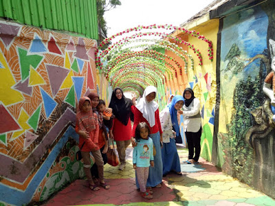 kampung warna warni jodipan kampung-warna-warni-jodipan