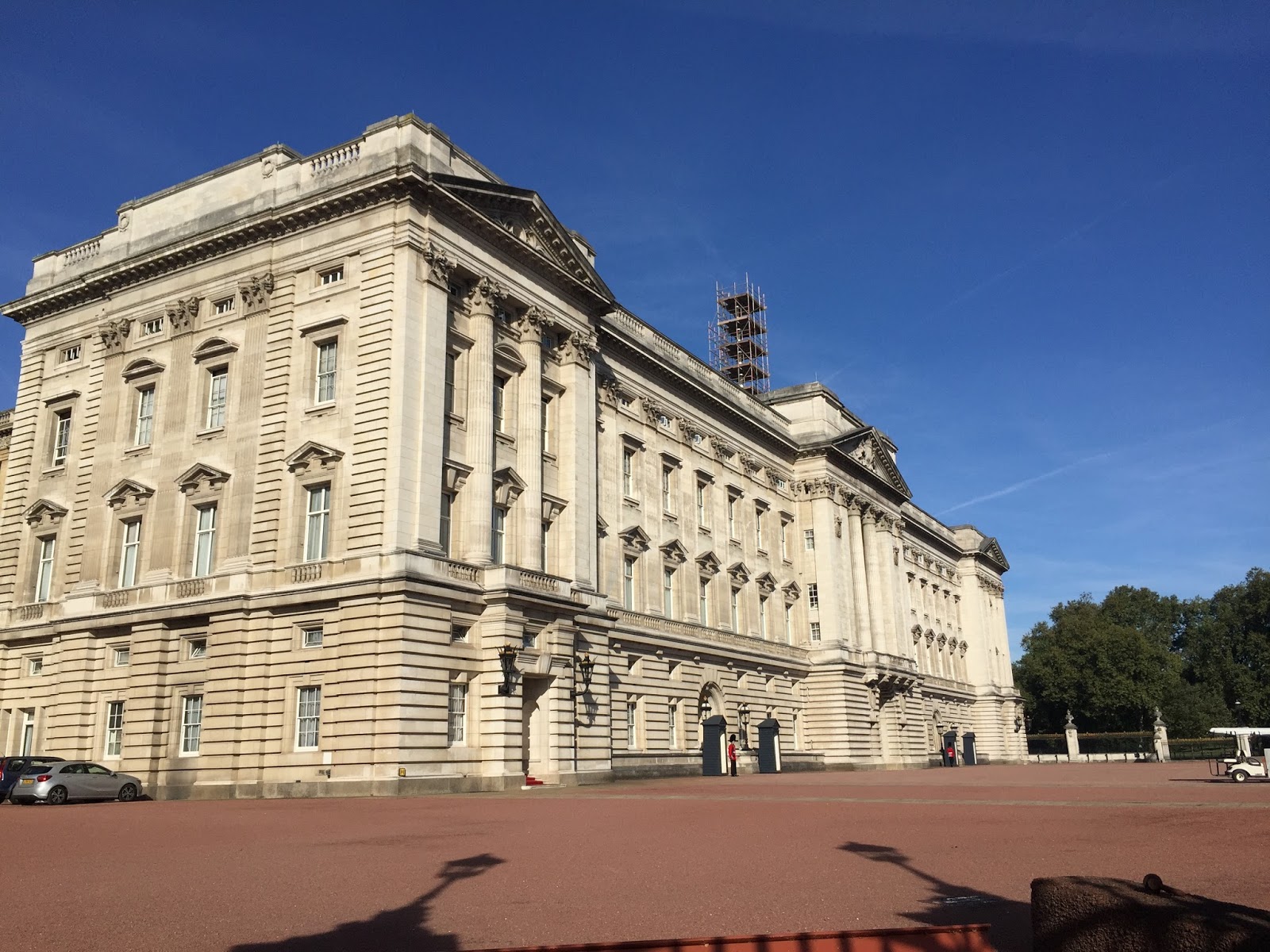 2016倫敦景點 夏季必看，白金漢宮交通方式、內部參觀及衛兵交接攻略！ Travel Par Avion