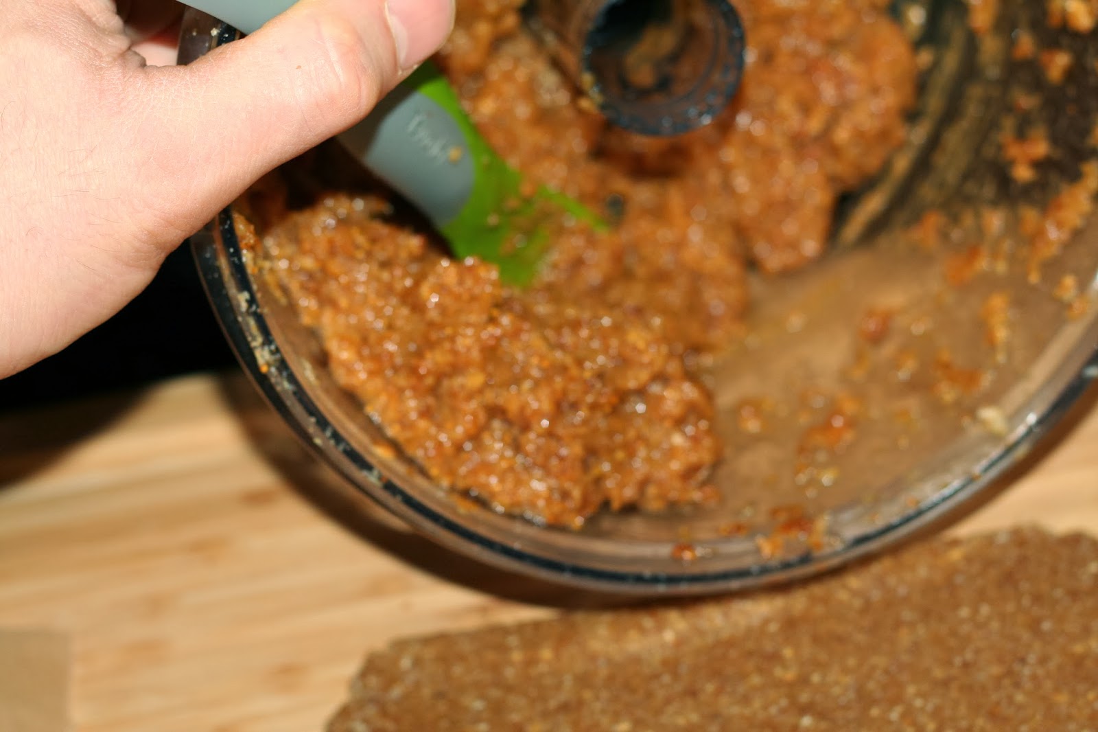 The Vegan Hucklebuck Raw Fig Newton Bars
