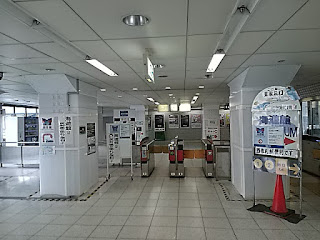 大阪港駅改札