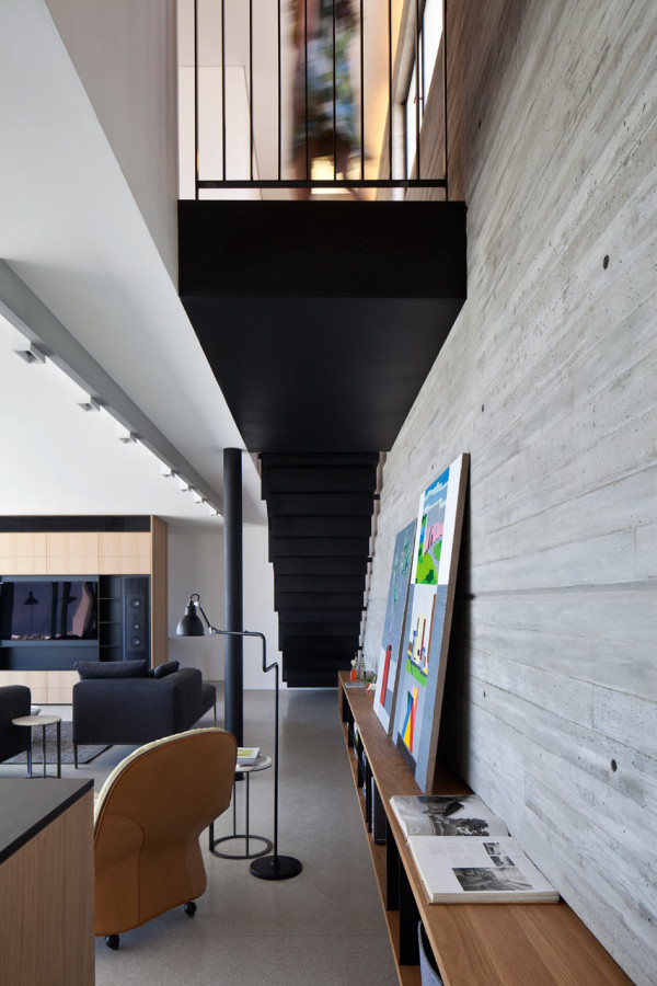 Y-Duplex-Penthouse-Pitsou-Kedem-Architects-6.jpg