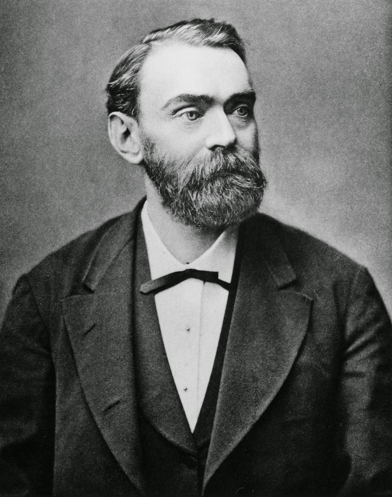Penemu Dinamit - Alfred Nobel | Situs Penemu