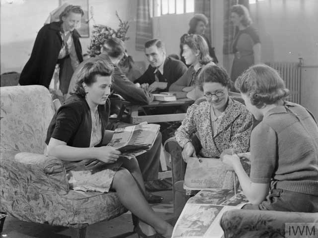 Factory workers at Bridgend, 4 January 1942 worldwartwo.filminspector.com