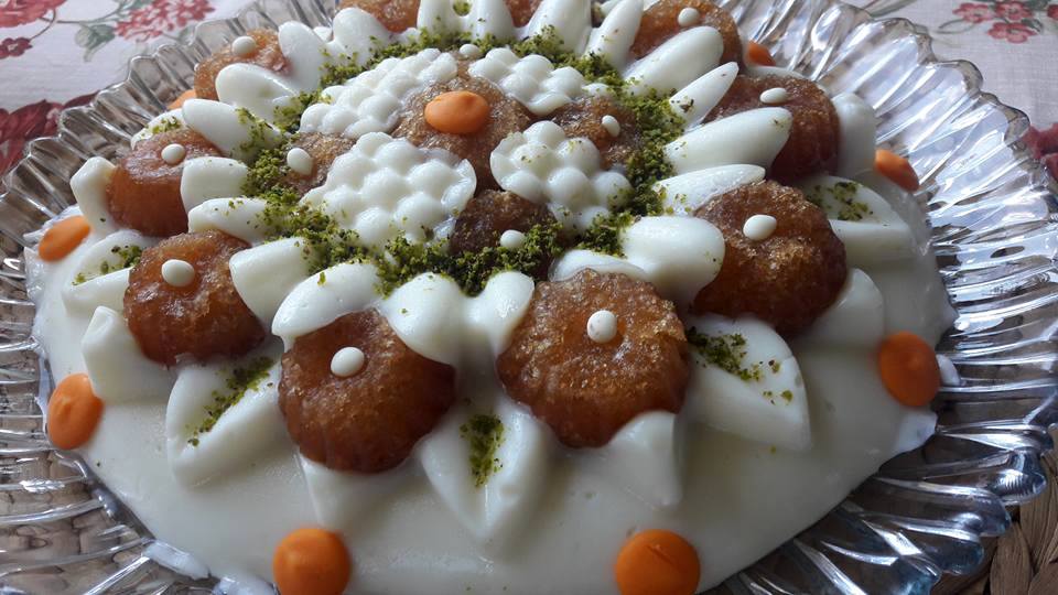 MUHALLEBİLİ ŞAMBABA TATLISI GÜLO ANNE MUTFAKTA