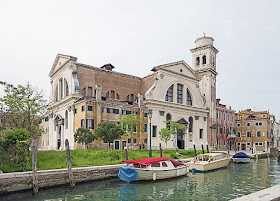The two facades of the Chiesa di San Trovaso, the  centrepiece of the neighbourhood of the same name