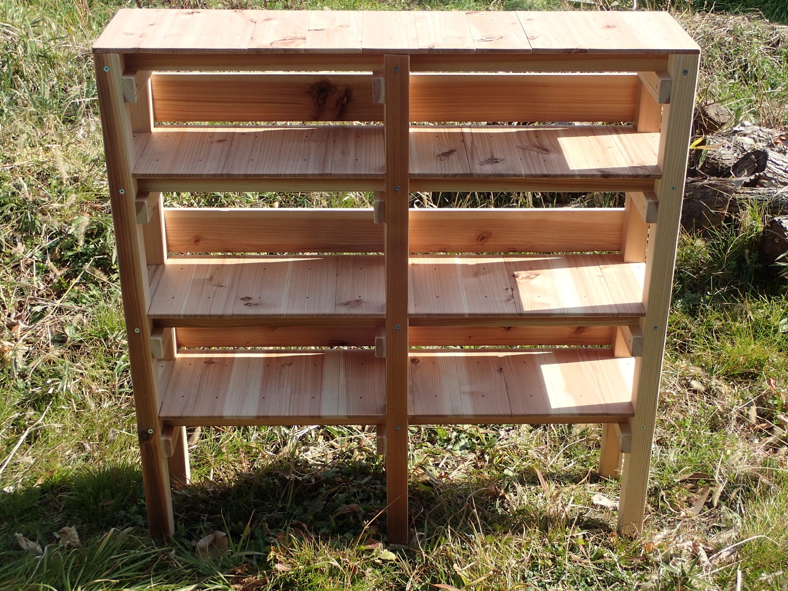 食器棚をDIY。杉材に柿渋塗装で簡単&amp;安心！珍妙雑記帖