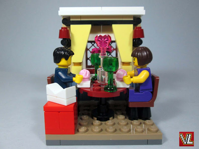Diversos MOCs LEGO sobre o Dia dos Namorados