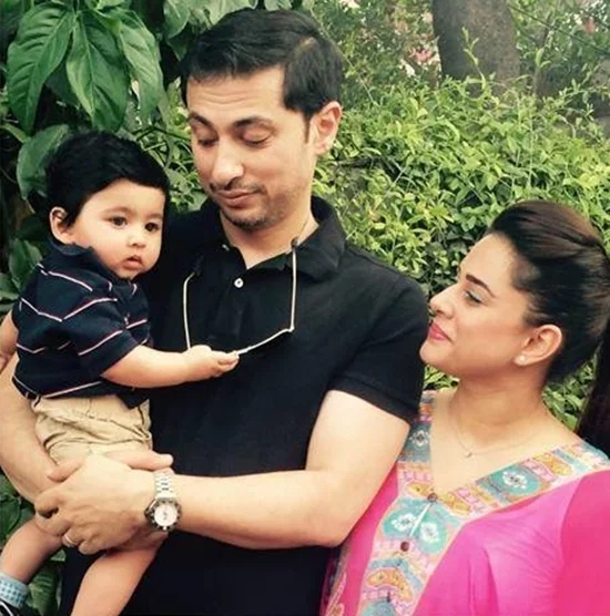 Mehreen Raheel with Husband and Son