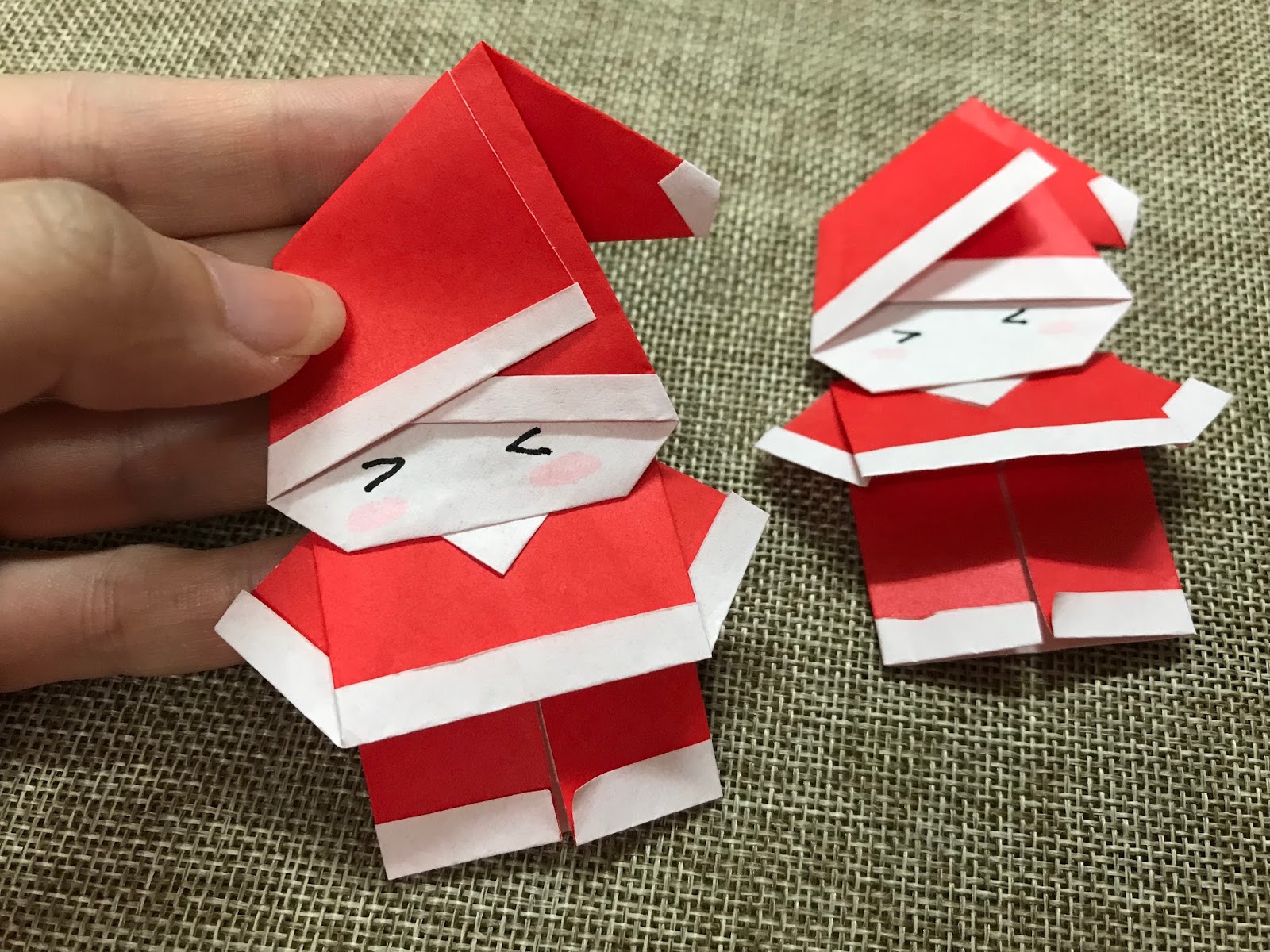Оригами дед мороз из бумаги. Оригами дед Мороз. Оригами Санта Клаус. Дед Мороз в технике оригами.
