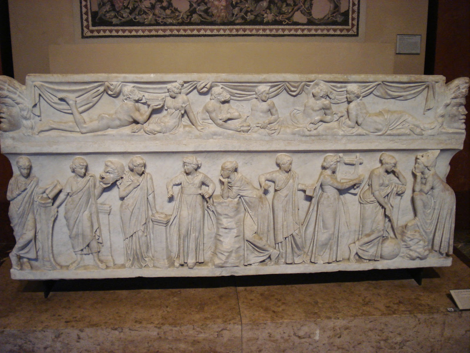 Sarcophage des muses, 1-2e siècle, musée du Louvre