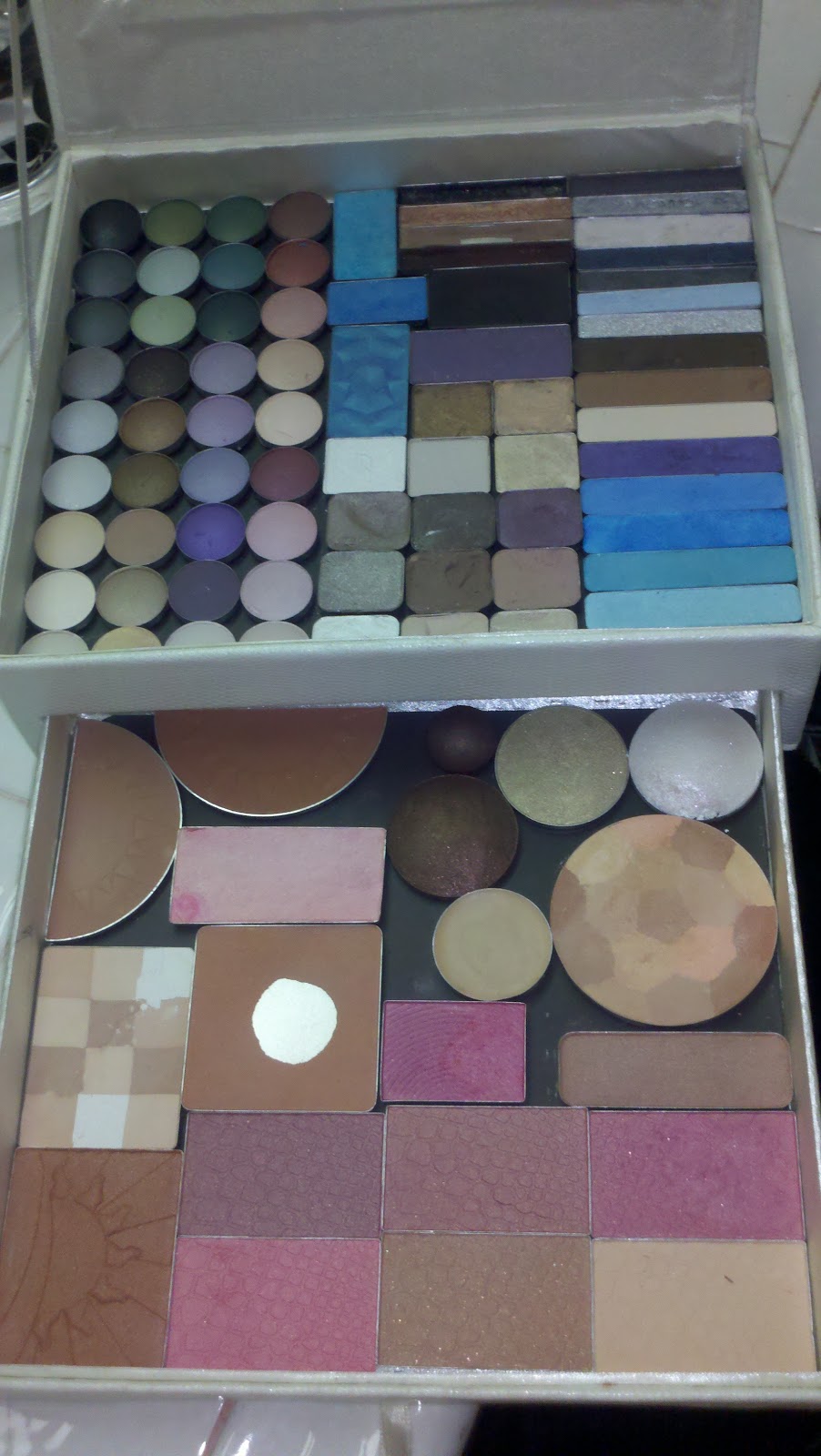 Foxxy Fashions, Beauty & Reviews Make Your Own ZPalette