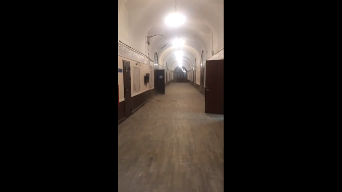 Teto de universidade cai em São Petersburgo, na Rússia