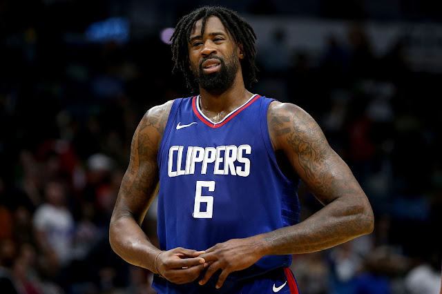 Blazers, Clippers membahas perdagangan DeAndre Jordan Blazers, Clippers membahas perdagangan DeAndre Jordan