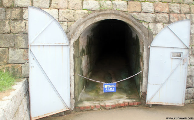 Túnel secreto de evacuación de cadáveres en Seodaemun