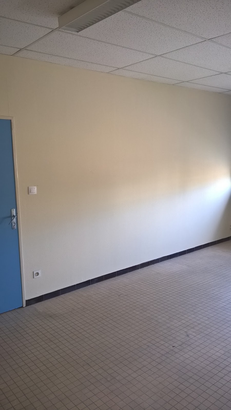 B T S Sous Couche Peinture Mono Ivoire Clair Ral 1015 Murs