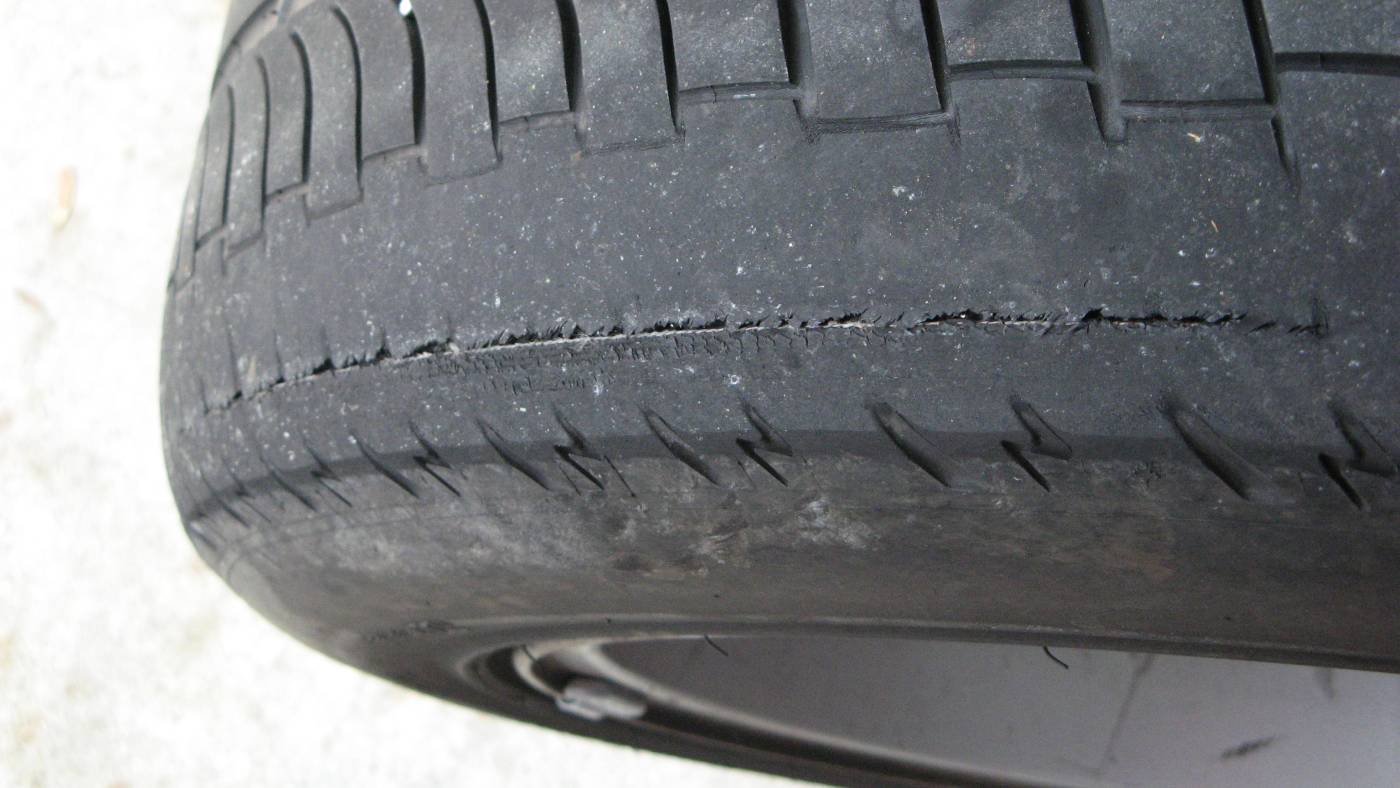 The Cars Blog Top 7 Tire Problems That Could Mean Trouble On The Road