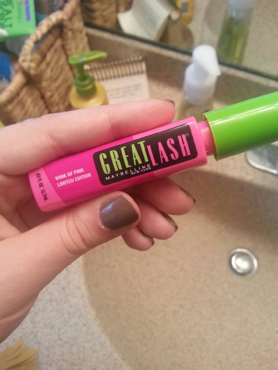 Review Maybelline Wink of Pink Mascara peachy noon