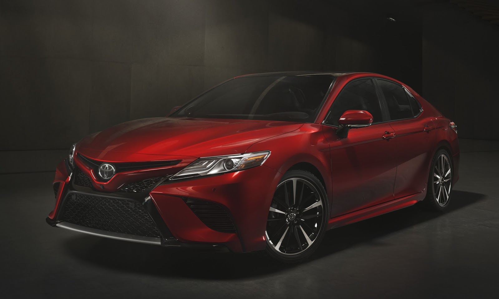 De conservador a radical Toyota presenta al nuevo Camry Autoblog