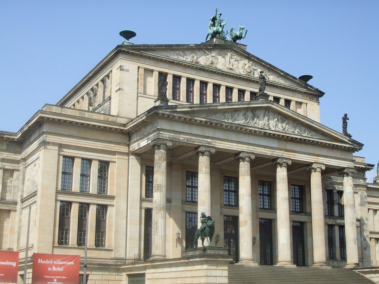 PIAZZAROTONDA ARQUITECTURA NEOCLÁSICA