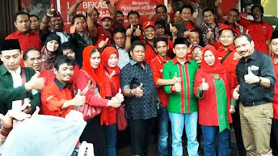 Untuk Kabupaten Bekasi,  Melly-Iik Luncurkan SMART Desa