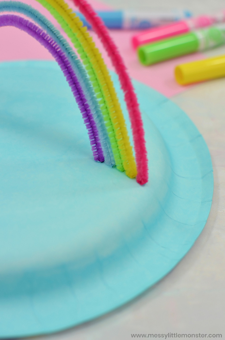 rainbow paper plate craft for preschoolers