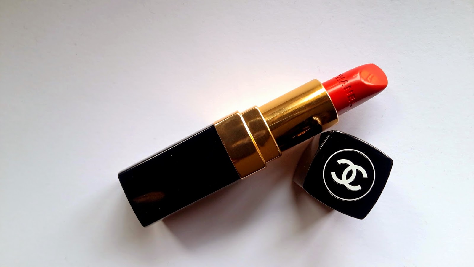 rouge coco chanel lipstick rossetto, rouge coco chanel gabrielle 444