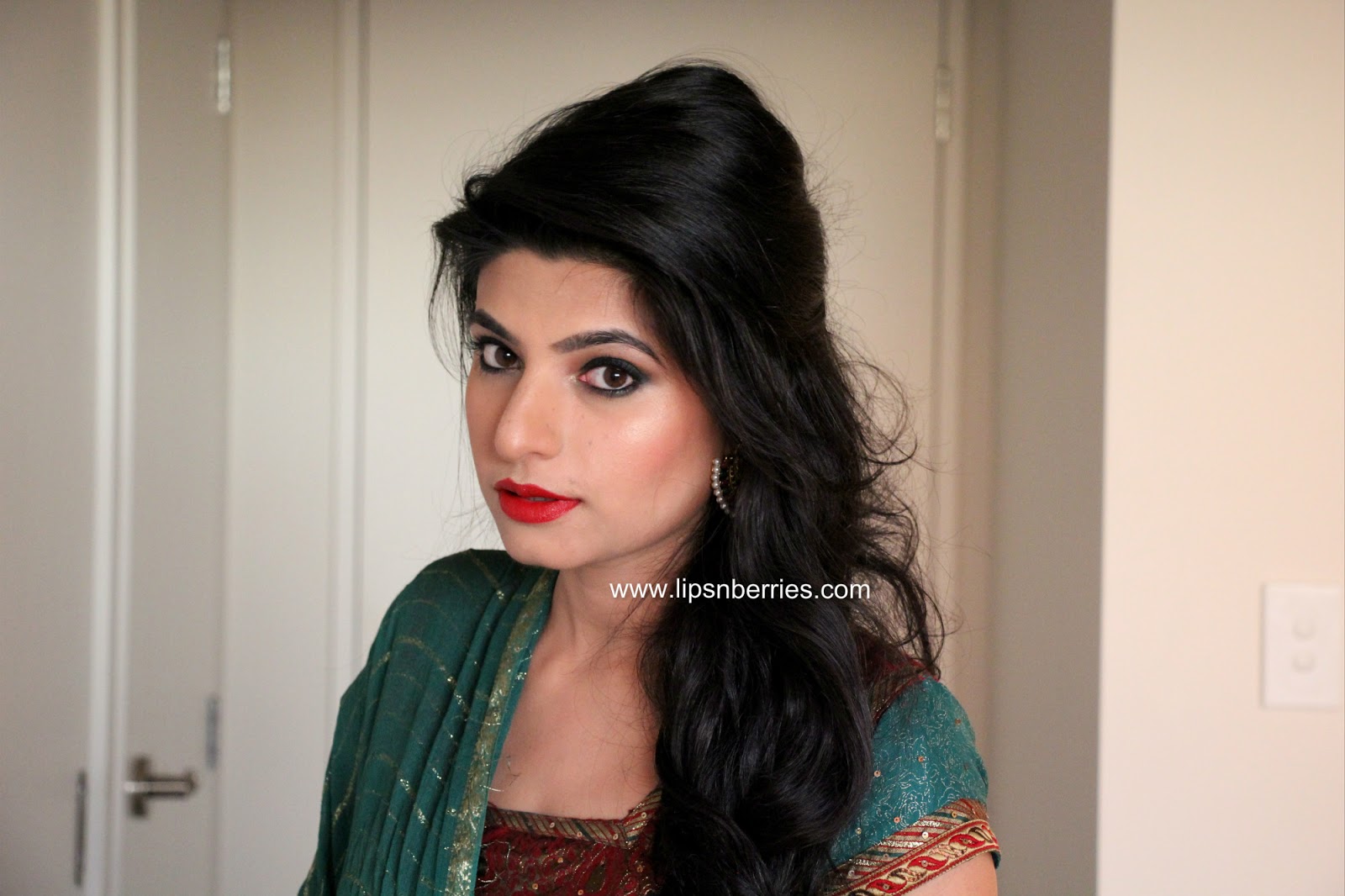 Green makeup ideas for Day 3 of Navratri