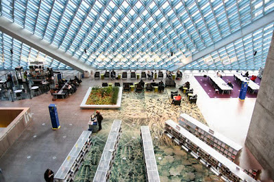 6Inside_of_Seattle_Library.jpg
