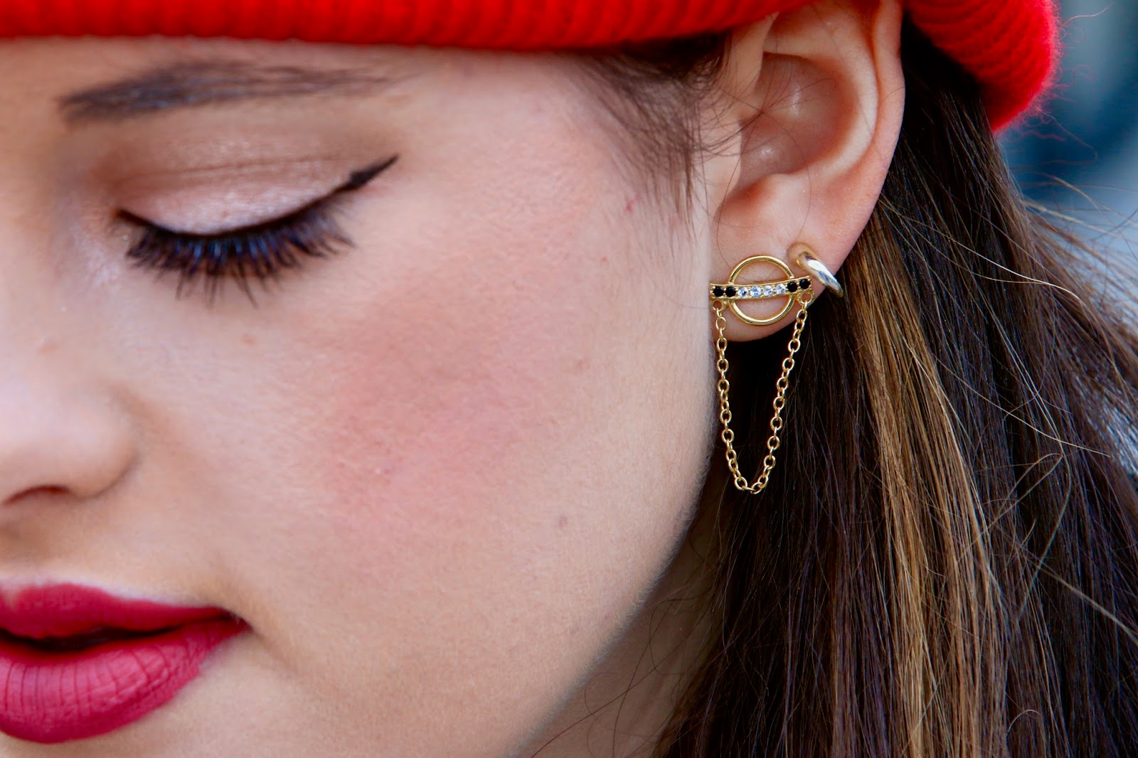 elizabeth james gold earrings