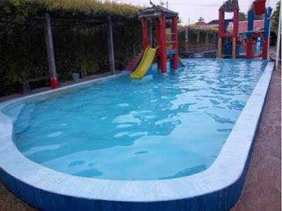 Kora-kora swimming pool