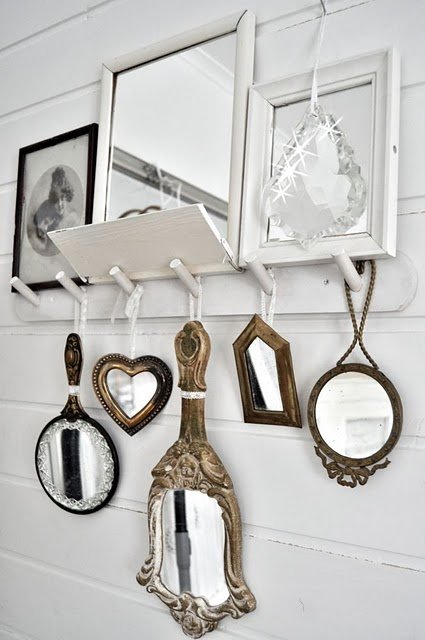 Mirror On The Wall Decorating, How To Hang Vintage Hand Mirrors