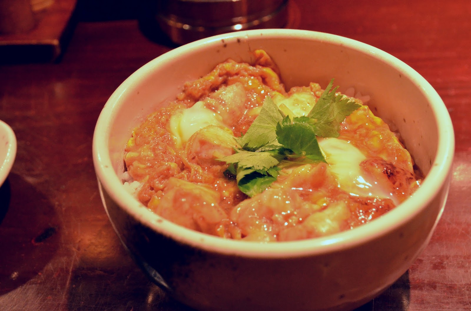 整理心情 東京美食 新橋汐留站 比內雞 居酒屋 推薦好吃的招牌比內雞親子丼蓋飯