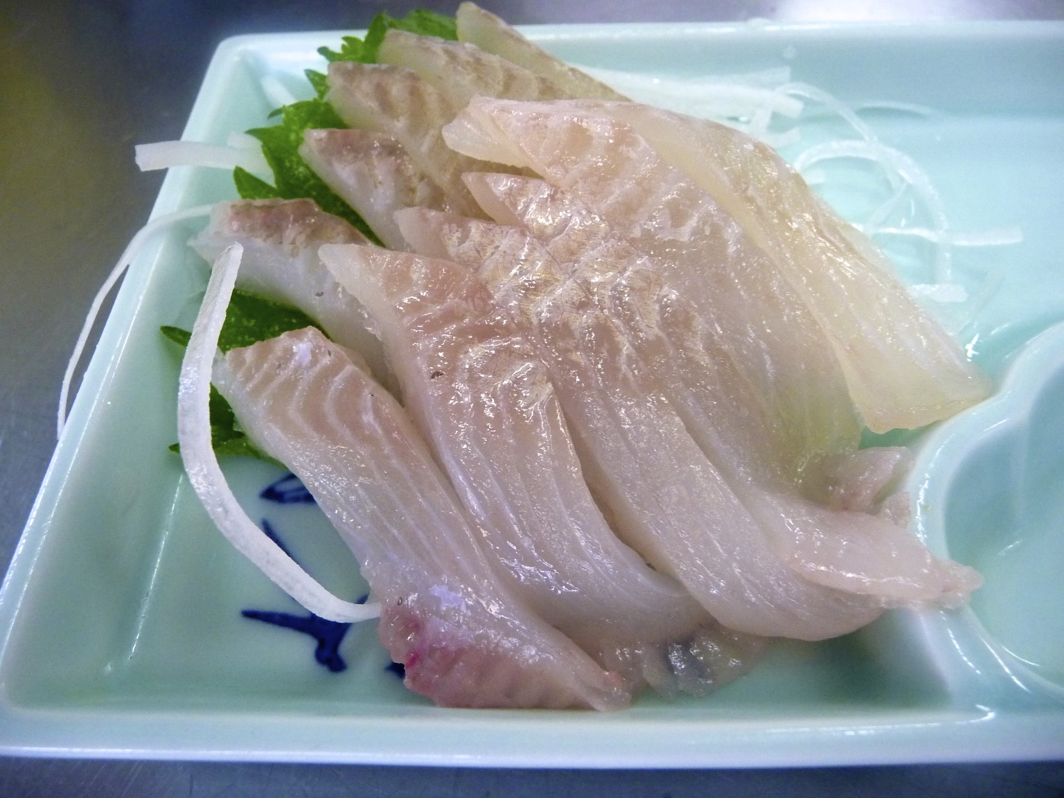 伝説の料理人の小鉢 赤カレイ(浅羽カレイ)のお刺身 伝説の料理人の小鉢 赤カレイ(浅羽カレイ)のお刺身