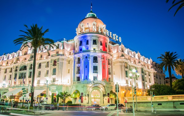 GUIDA COSTA AZZURRA: TRA ALPI MARITTIME E PRINCIPATO DI MONACO GUIDA COSTA AZZURRA: TRA ALPI MARITTIME E PRINCIPATO DI MONACO