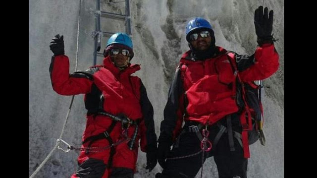 Bisa Anda Menebak Yang Mana? Satu Dari Dua Pendaki Ini Berbohong Taklukkan Puncak Gunung Tertinggi Dunia Bisa Anda Menebak Yang Mana? Satu Dari Dua Pendaki Ini Berbohong Taklukkan Puncak Gunung Tertinggi Dunia
