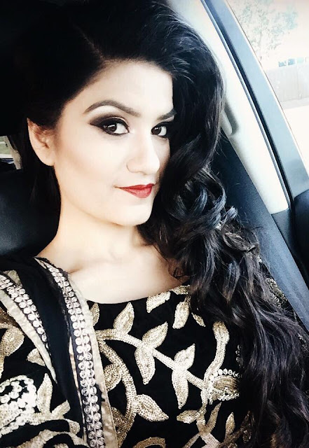 Amazing World: Singer Kaur B Fresh Pictures Collection
