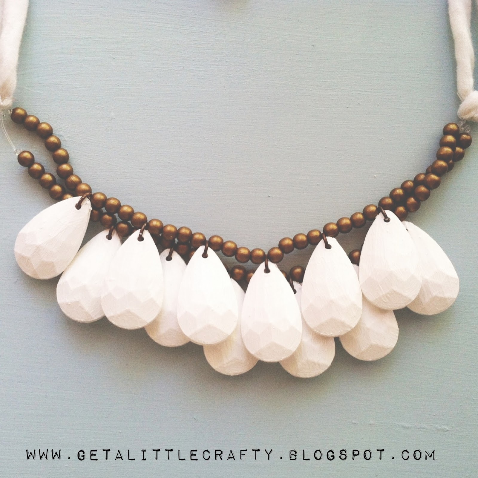Crafting tips & DIY Projects: DIY : Statement Necklace