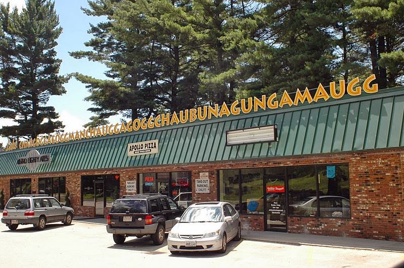 Lake chargoggagoggmanchauggagoggchaubunagungamaugg