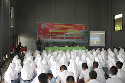 DUA JAM DI SMK SAKTI GEMOLONG INI YANG DIAJARKAN DANDIM SRAGEN